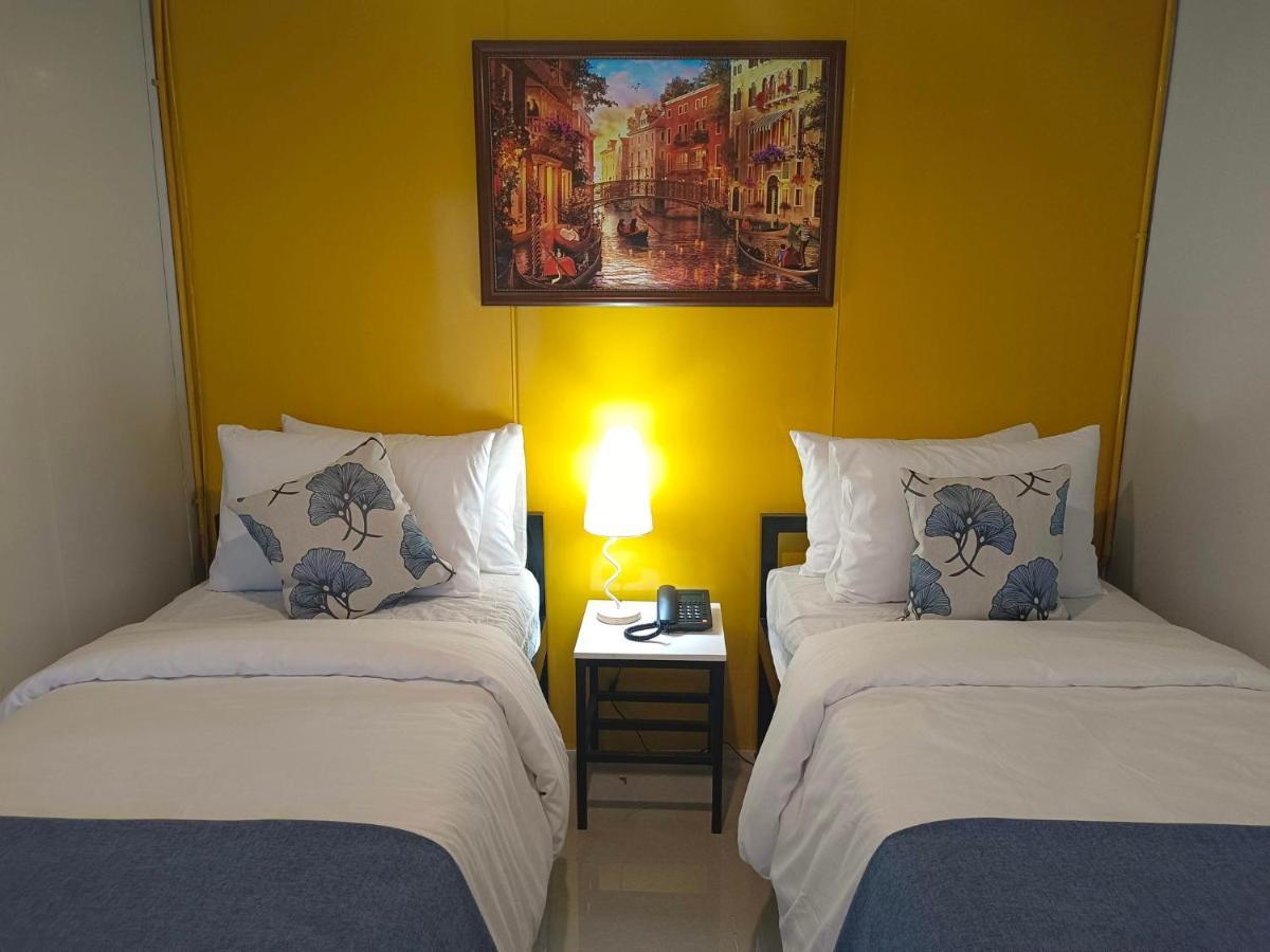 Happy Daze Hotel Tagum ภายนอก รูปภาพ