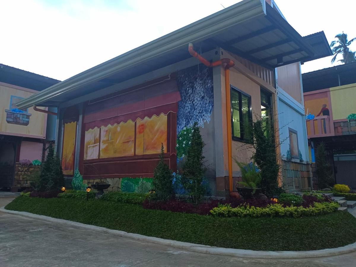 Happy Daze Hotel Tagum ภายนอก รูปภาพ