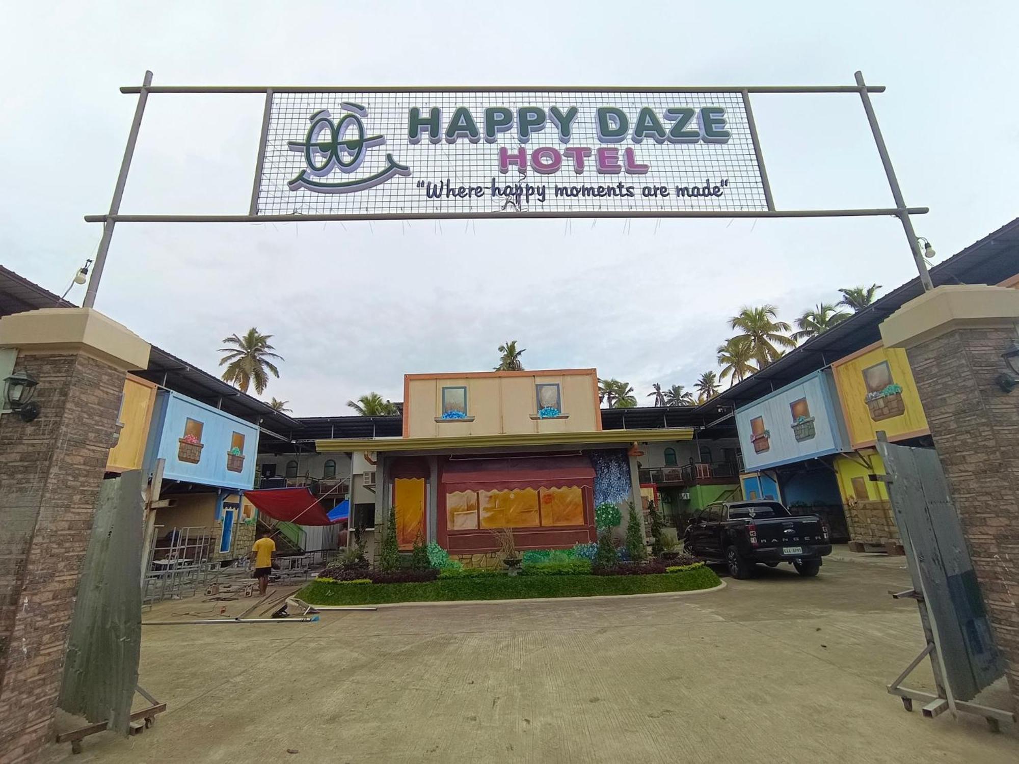 Happy Daze Hotel Tagum ภายนอก รูปภาพ